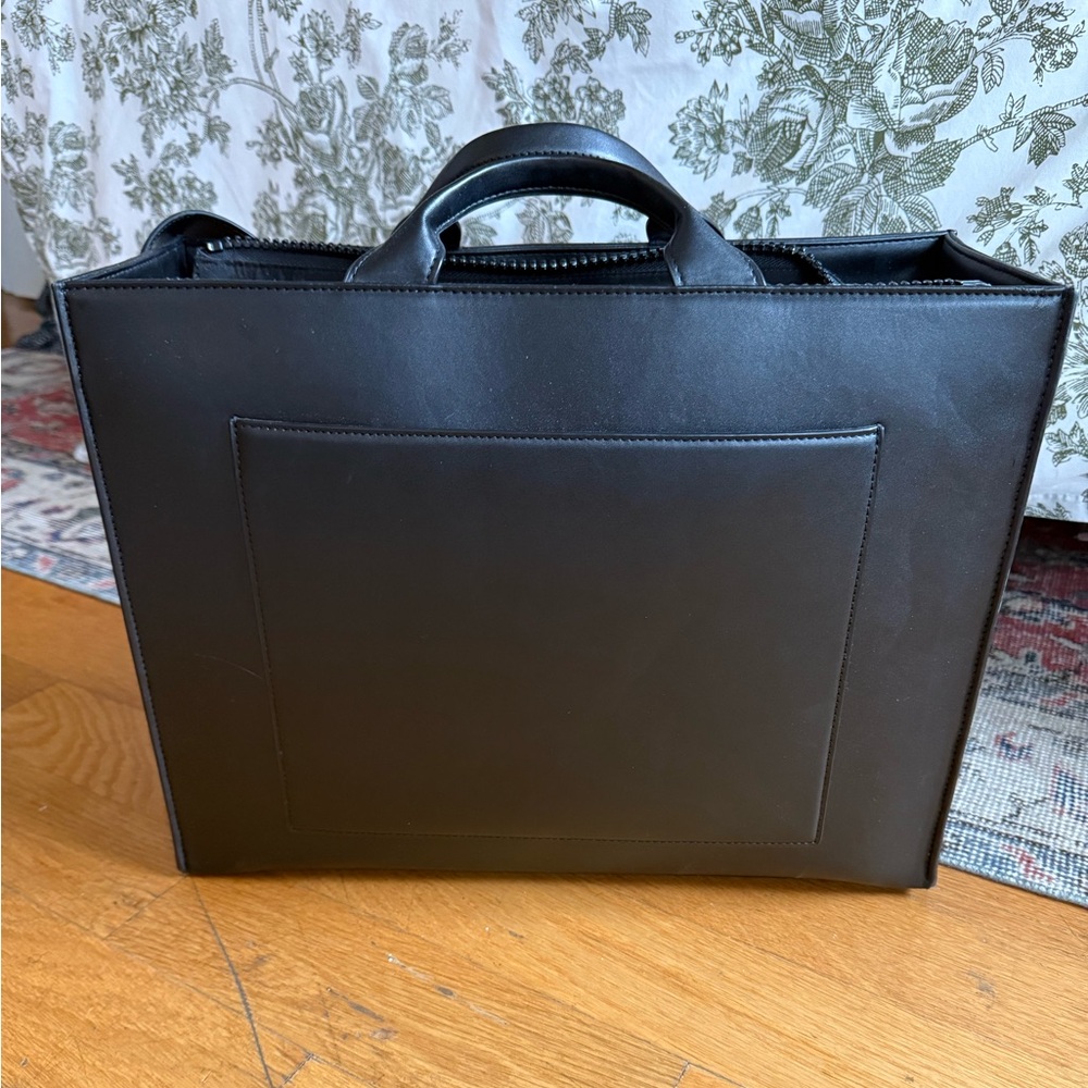 Dagne Dover Black Daily Tote